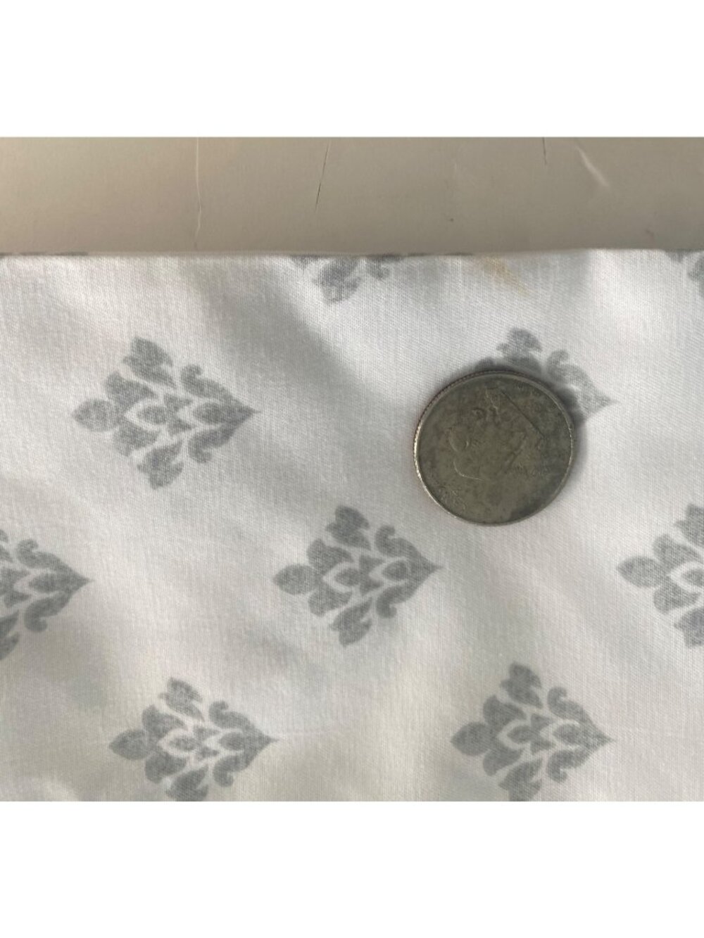 South Point Home Fashions Queen 6 Piece Sheet Set Microfiber Gray Medallion Cost - Picture 8 of 8